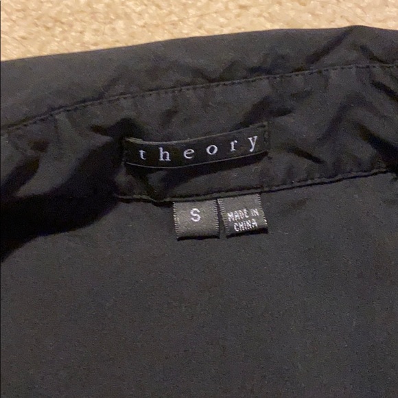 Theory button down - Picture 2 of 3
